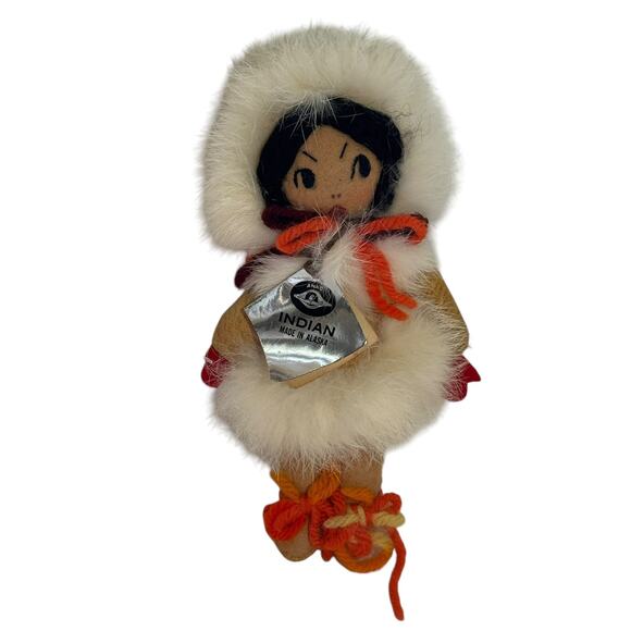 Tlingit Indian Doll Made in Alaska ANUC Certified Alaskan Eskimo And Indian - Picture 1 of 8